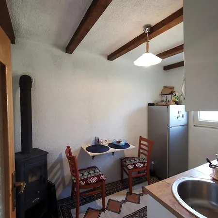 公寓 House In The Middle Of A Quiet Bosnian Village *