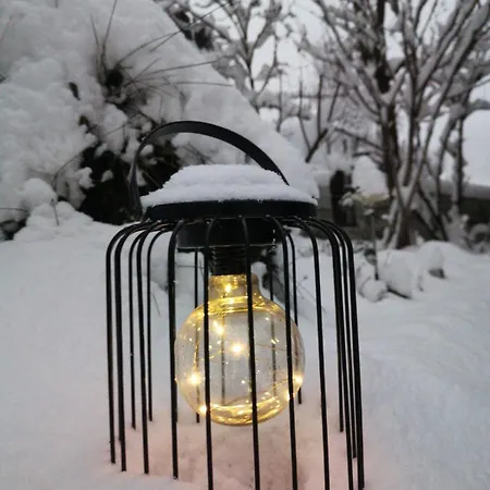House In The Middle Of A Quiet Bosnian Village 公寓