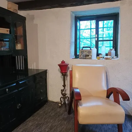 公寓 House In The Middle Of A Quiet Bosnian Village